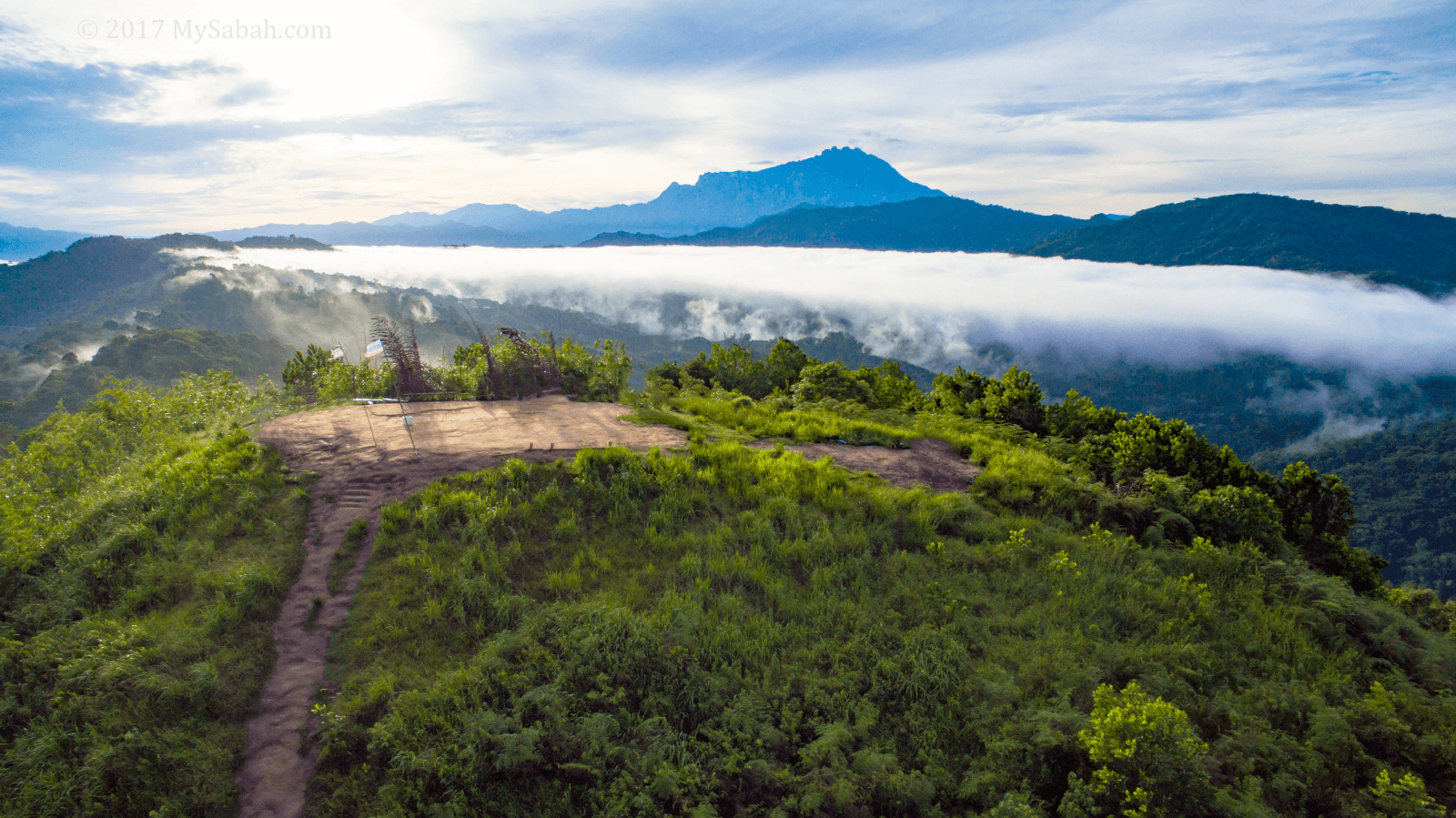 Port Hiking Yang Sangat Popular di Sabah, Wajib Pergi! Port Hiking Yang Sangat Popular di Sabah, Wajib Pergi!