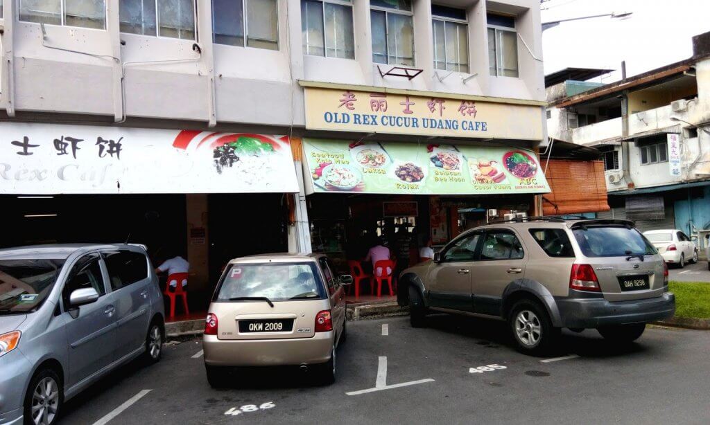 5 Lokasi Cucur Nyaman untuk Minum Petang Santai di Kuching