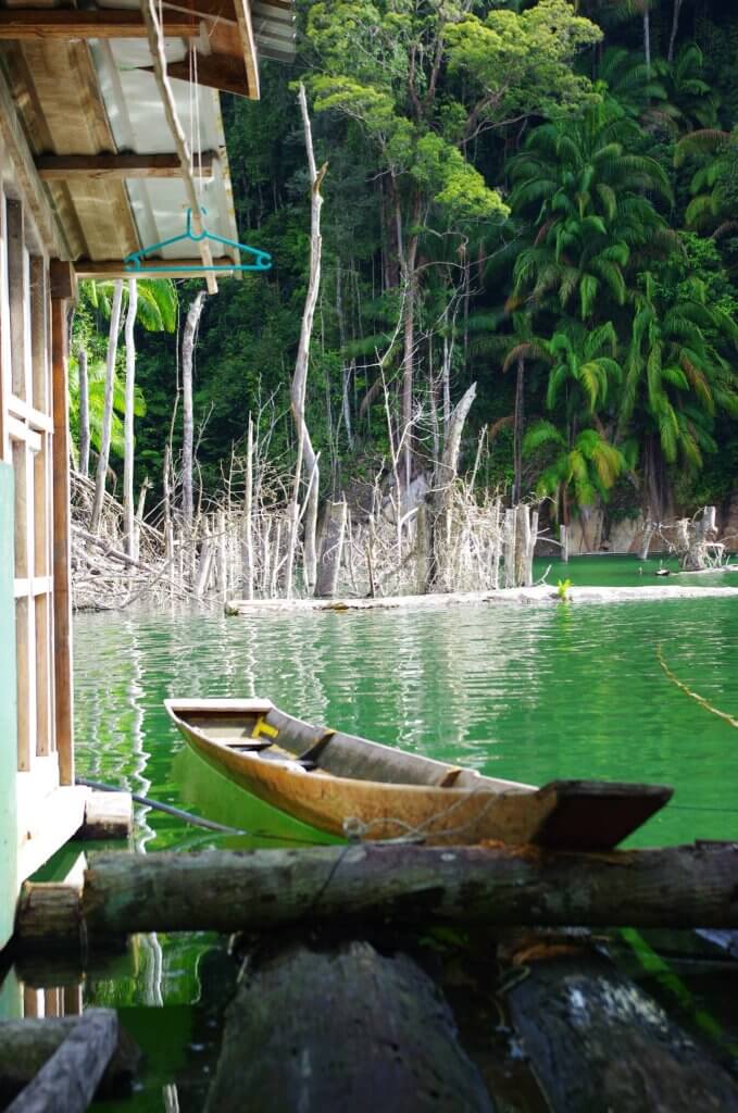 Belanum Bay, Tarikan Rumah Terapung di Tengah Tasik Bakun