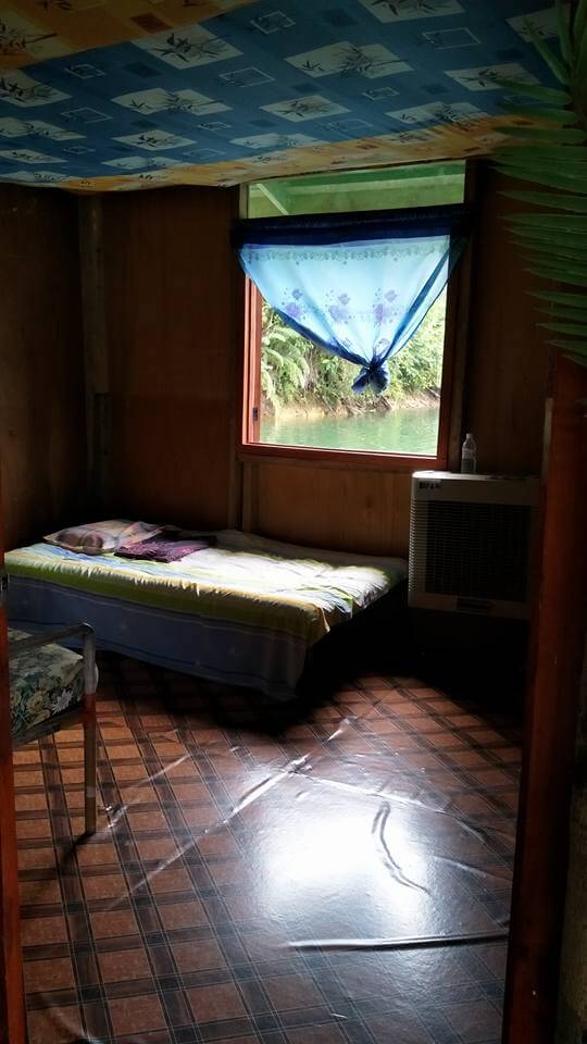 Belanum Bay, Tarikan Rumah Terapung di Tengah Tasik Bakun