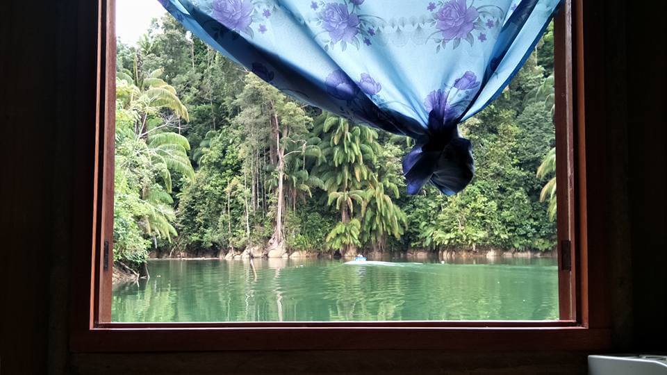 Belanum Bay, Tarikan Rumah Terapung di Tengah Tasik Bakun