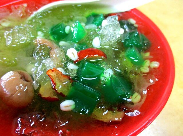 'Bubur Buang Panas' Ini Sebenarnya Bukan Bubur, Tapi Sejenis Minuman