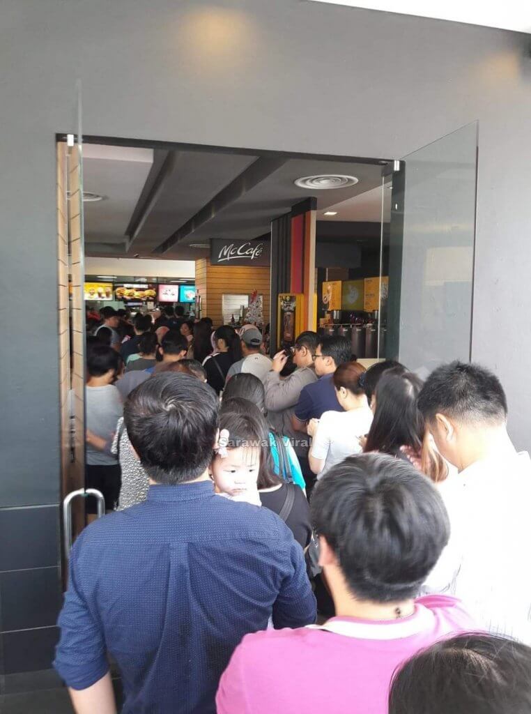 Beg Limited Edition Hello Kitty di McDonald Gemparkan Kuching dan Sibu