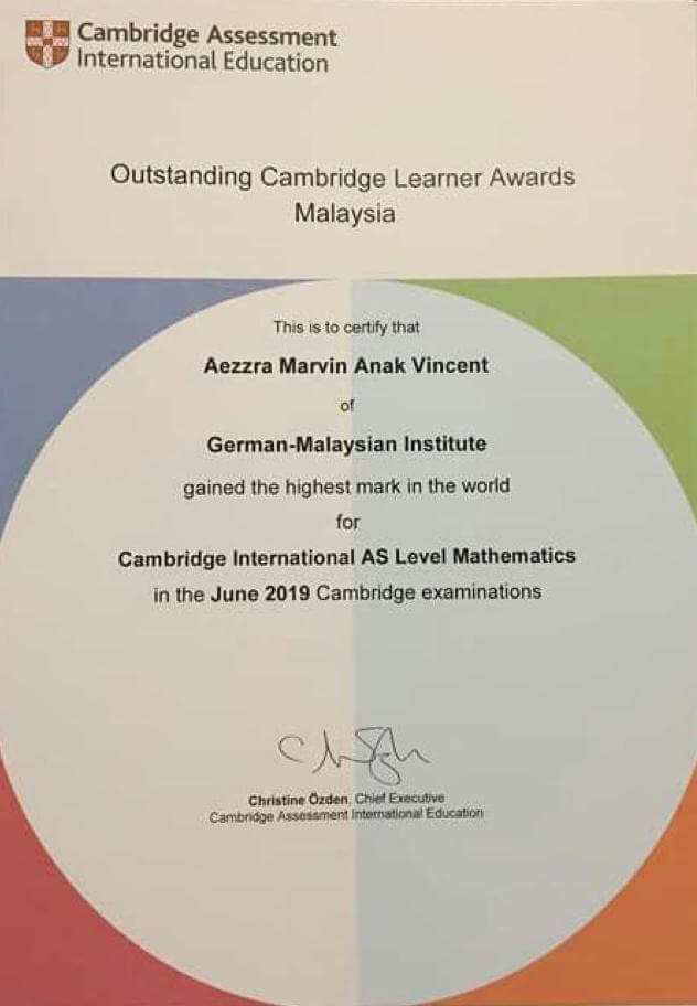 Dapat Markah Matematik Cambridge Tertinggi Di Dunia, Anak Sarawak Ini Harumkan Nama Malaysia