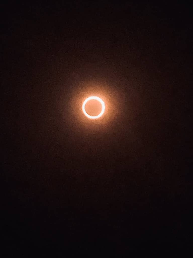 Lihat Gambar Awesome Gerhana Matahari Cincin Yang Sempat Dirakam Netizen Di Sarawak