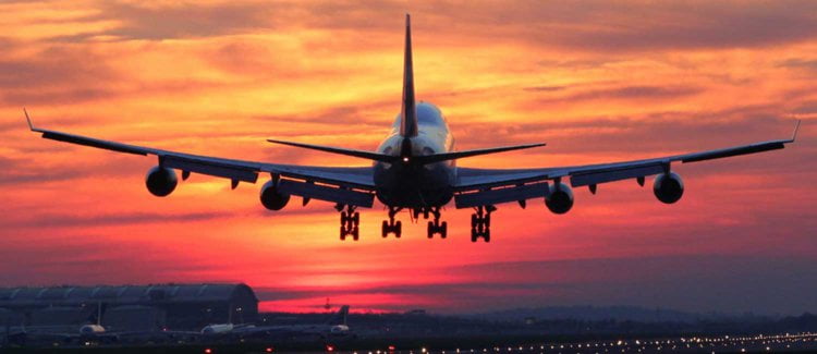 flight tickets 6 Hak Penumpang Yang Anda WAJIB Tahu Sebelum Menaiki Pesawat