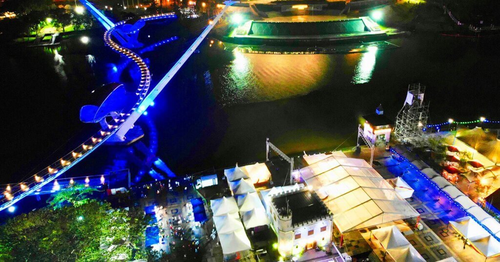 Jangan Sambut Tahun Baru Di Waterfront Kuching Sebelum Anda Baca 5 Panduan Ini 8 Jangan Sambut Tahun Baru Di Waterfront Kuching Sebelum Anda Baca 5 Panduan Ini