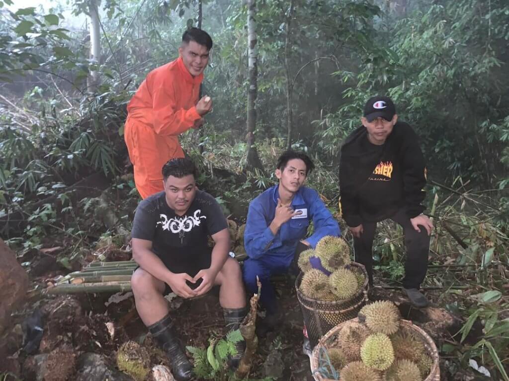 8 Port Durian Paling Power Di Sekitar Kuching dan Serian