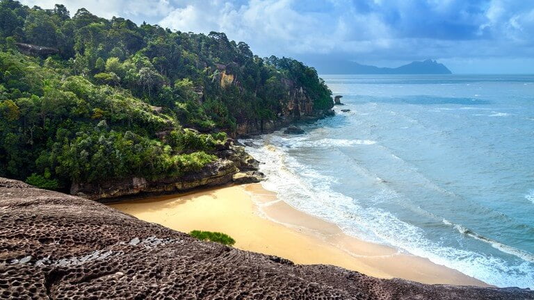7 Destinasi Hiking Di Sekitar Kuching Yang Anda Perlu Cuba