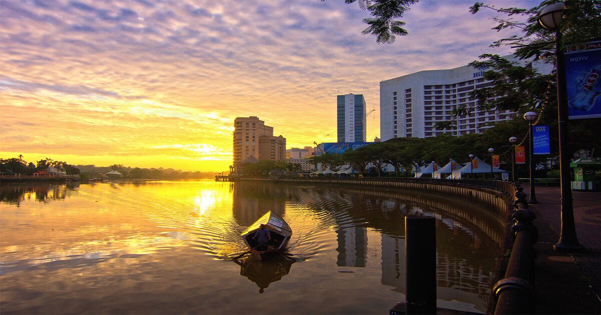 Kenalilah Bot Penambang Kuching Yang Berkhidmat Kepada Kita Selama Bertahun-Tahun