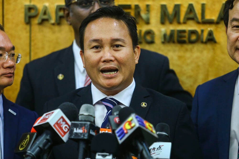 Kenali 4 Orang Ahli Parlimen PKR Sabah dan Sarawak Yang Menyertai Kem Azmin Ali