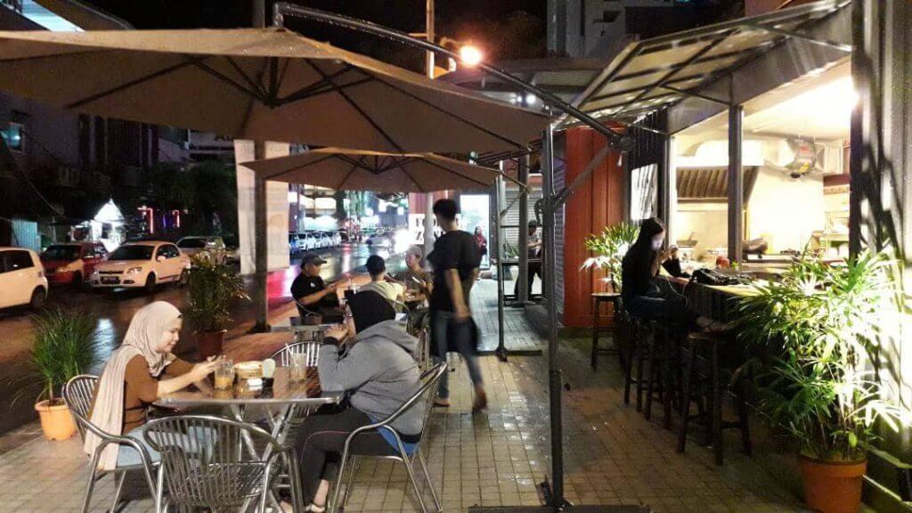 Wireless Walk, Port Santai Dan Busking Terbaru Meriahkan Suasana Malam di Miri
