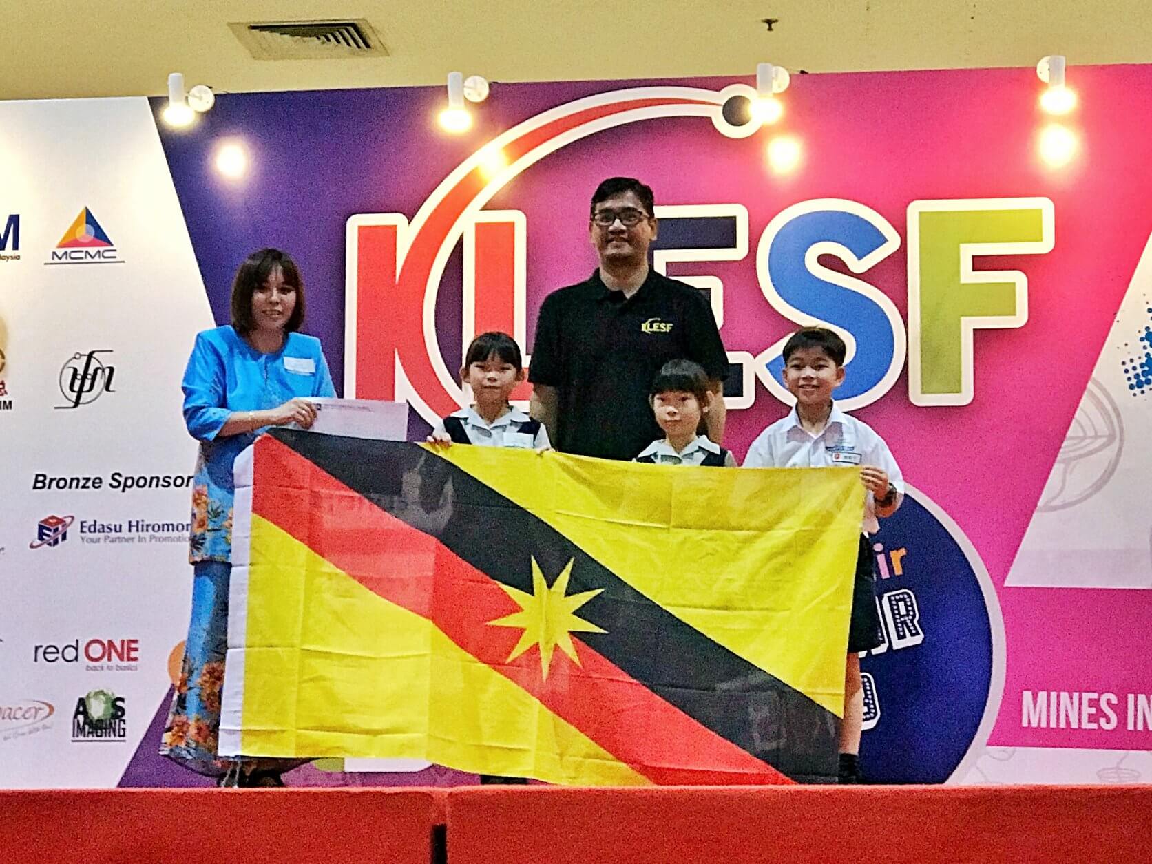 Pelajar Sarawak Menang Emas Pertandingan Inovasi Antarabangsa