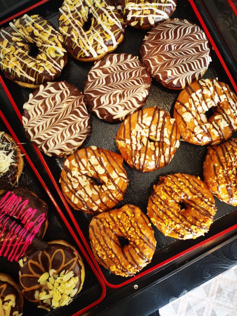 4 Stall Donut Paling Mantap Yang Anda Mesti Cuba di Kuching
