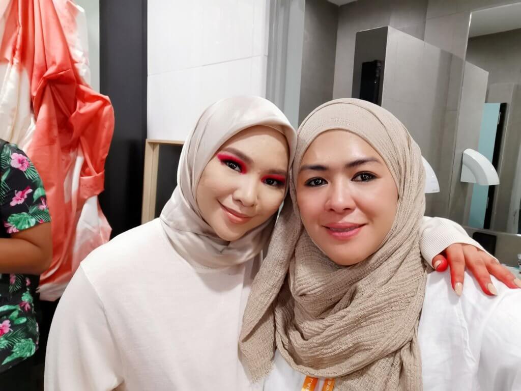 Nampak Real, Rupanya Kesan Darah Aina Abdul AJL34 Hasil Tangan Wanita Sarawak Ini