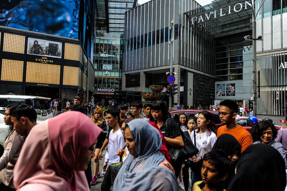 COVID-19 : Ini Langkah Pencegahan Yang MESTI Anda Lakukan Ketika Ini