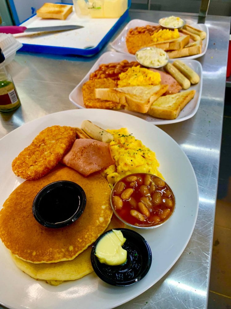 3 Kedai Sarapan American Breakfast Untuk Membuka Hari Anda Di Kuching