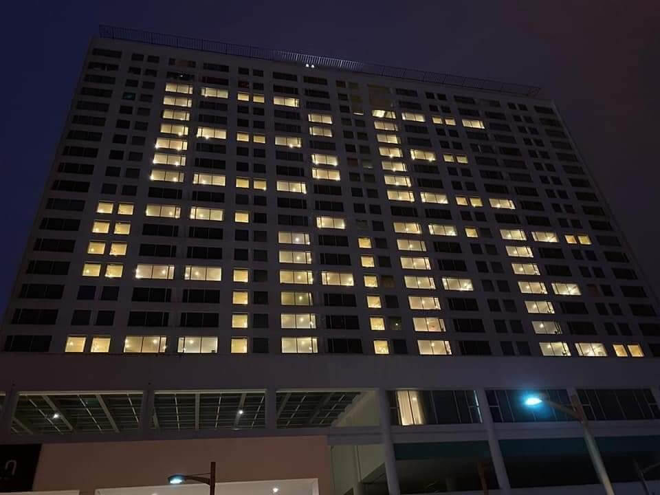 Papar Bentuk Hati Guna Lampu Bilik, Ini Kompilasi Pemandangan Hotel Yang Kreatif Di Kuching