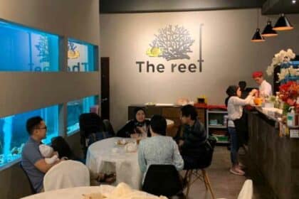 The Reef, Restoran Seafood Yang Cosy Di Kuching