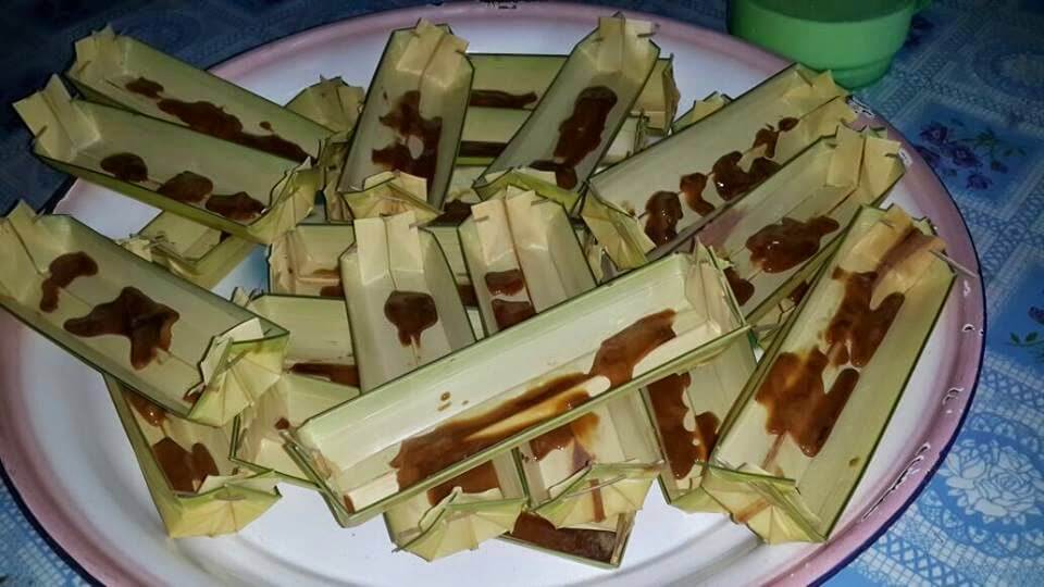 Guna 5 Bahan Sahaja, Ini Resepi Mudah Kuih Takir Berlemak Tradisi Sarawak