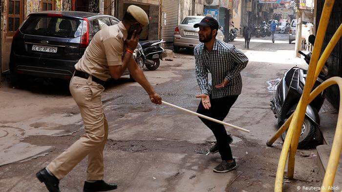 Pelancong Asing Dipaksa Tulis 'Sorry' 500 Kali Di India Gara-Gara Langgar Perintah Berkurung