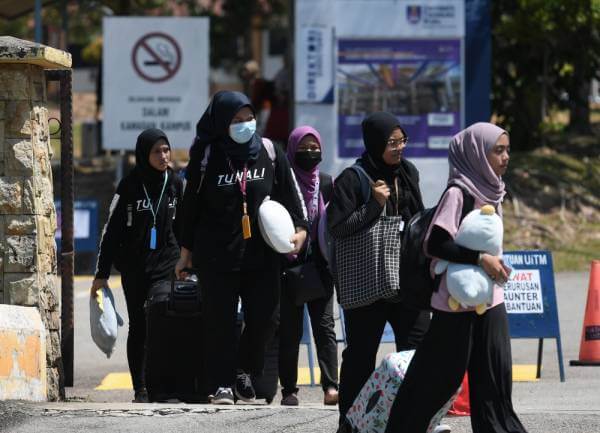 Kerajaan Malaysia Sedia Pertimbangkan Pelajar Di Kampus Untuk Balik Kampung
