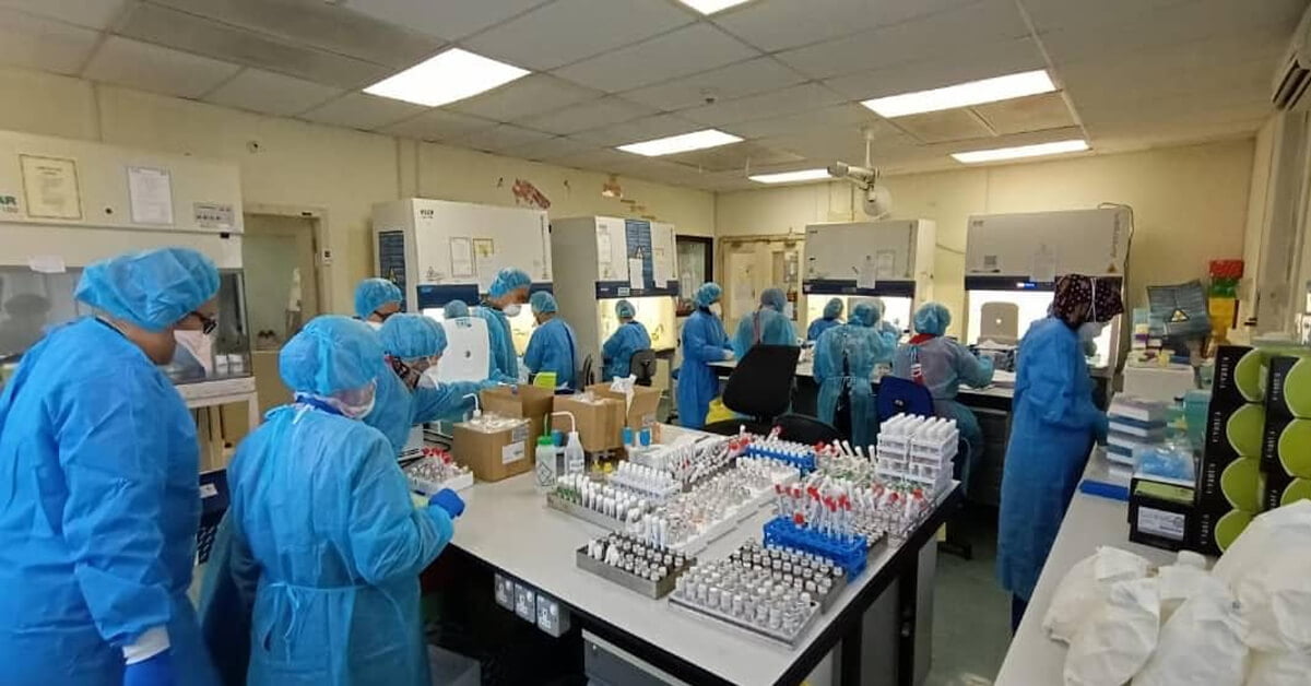 Pasukan Khas Di Sabah Menjalankan Ujian Terhadap Sampel Covid-19 Setelah Menerima Peralatan Makmal