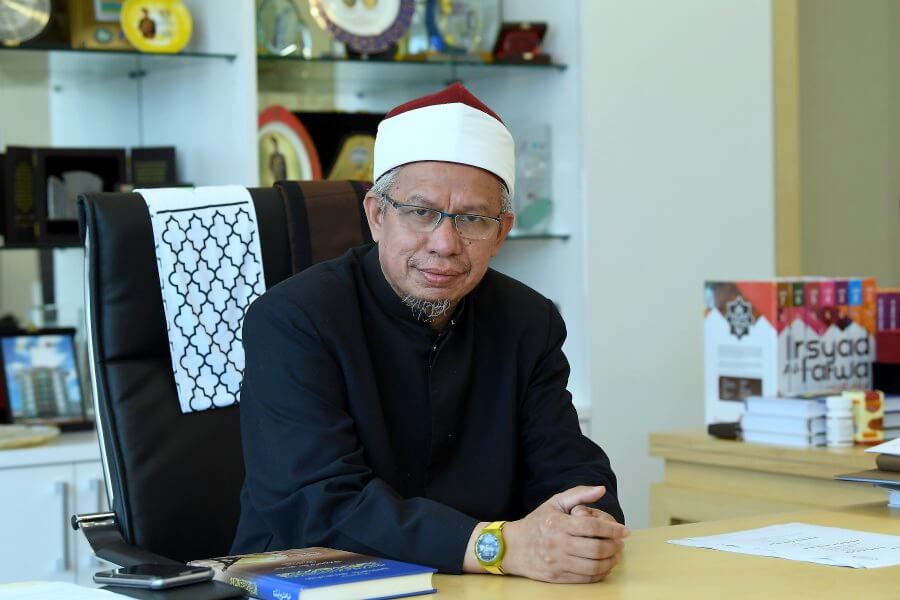 Tak Sah Jika Solat Terawih Dibuat 'Online', Ini Penjelasan Dr. Zulkifli Al-Bakri