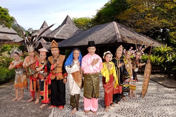 Sejarah Menarik Lagenda Puteri Santubong Dan Puteri Sejinjang Yang Terkenal Di Sarawak