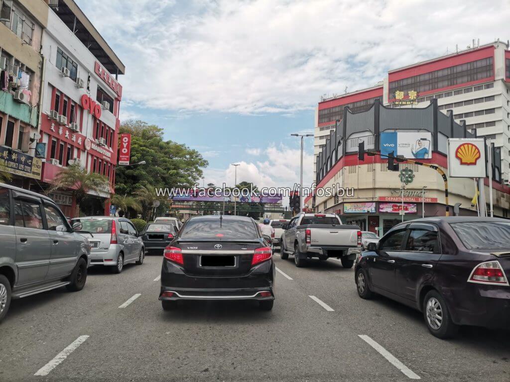 Sesak Dan 'Meriah', Begini Suasana Di Sekitar Bandar Sarawak Sejak PKPB Diumumkan