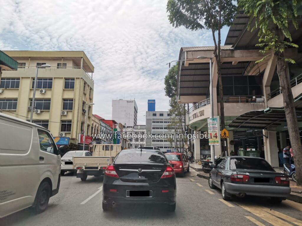 Sesak Dan 'Meriah', Begini Suasana Di Sekitar Bandar Sarawak Sejak PKPB Diumumkan