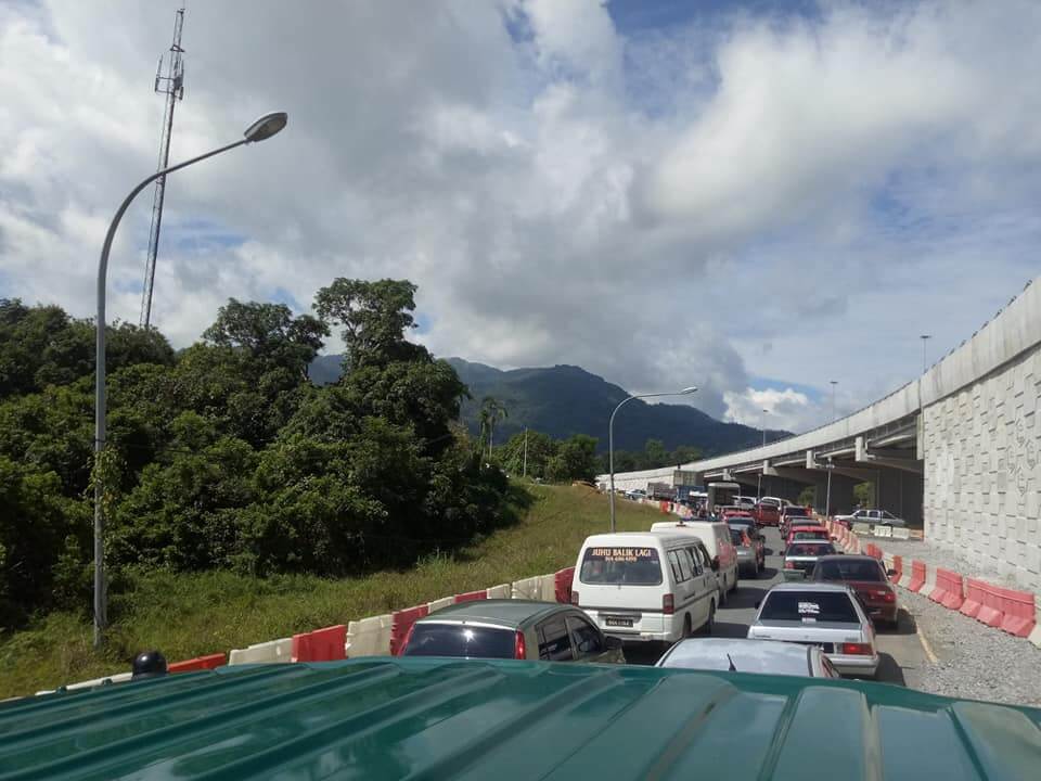 Sesak Dan 'Meriah', Begini Suasana Di Sekitar Bandar Sarawak Sejak PKPB Diumumkan