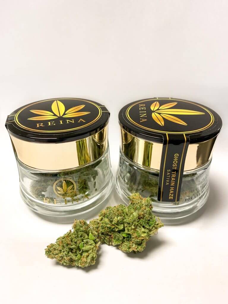 Gadis Sabah Ini Kongsi Pengalaman Jadi 'Quality Control' Produk Ganja Di Amerika 16 Gadis Sabah Ini Kongsi Pengalaman Jadi 'Quality Control' Produk Ganja Di Amerika