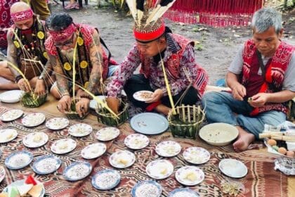 Upacara 'Miring', Persembahan Doa Kepada Tuhan Semasa Hari Gawai Dayak