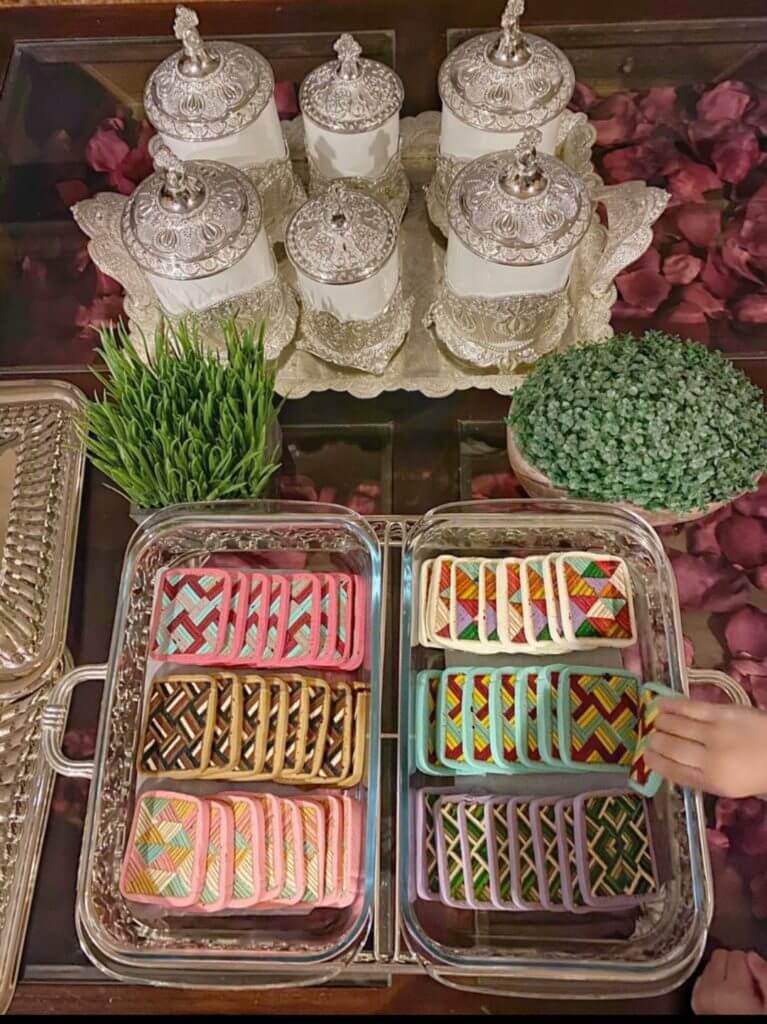 Benarkah Kek Lapis Sarawak Sebenarnya Berasal Daripada Sejenis Kek Di Indonesia?