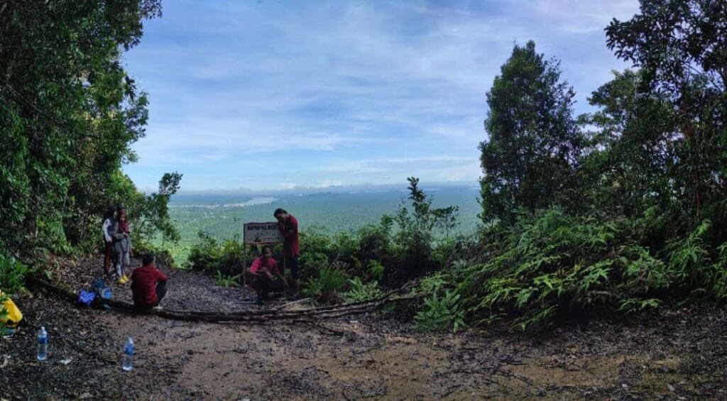 gn18 Gunung Ngeli, Port Hiking Yang Sesuai Untuk Beginner Di Simunjan