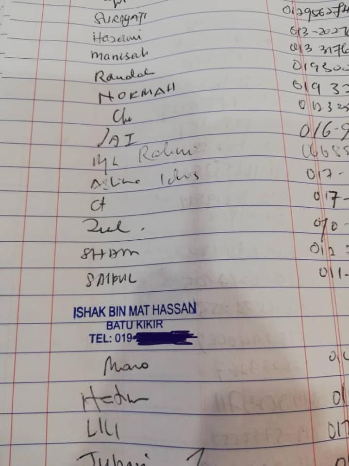 Guna Cop Isi Buku Log, Netizen Terhibur Dengan Kebijaksanaan Lelaki Ini