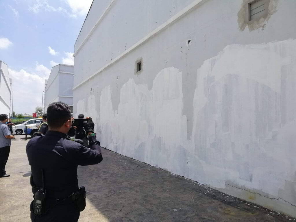 Terpaksa Dipadam, Mural Realistik Pemimpin Negara Termasuk DG Hisham Diconteng Kata Kesat