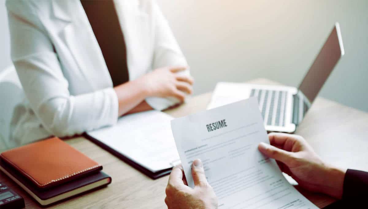 Berjaya Mendapat Pekerjaan Sebulan Selepas Konvo, Lelaki Ini Berkongsi Tips Untuk Penganggur