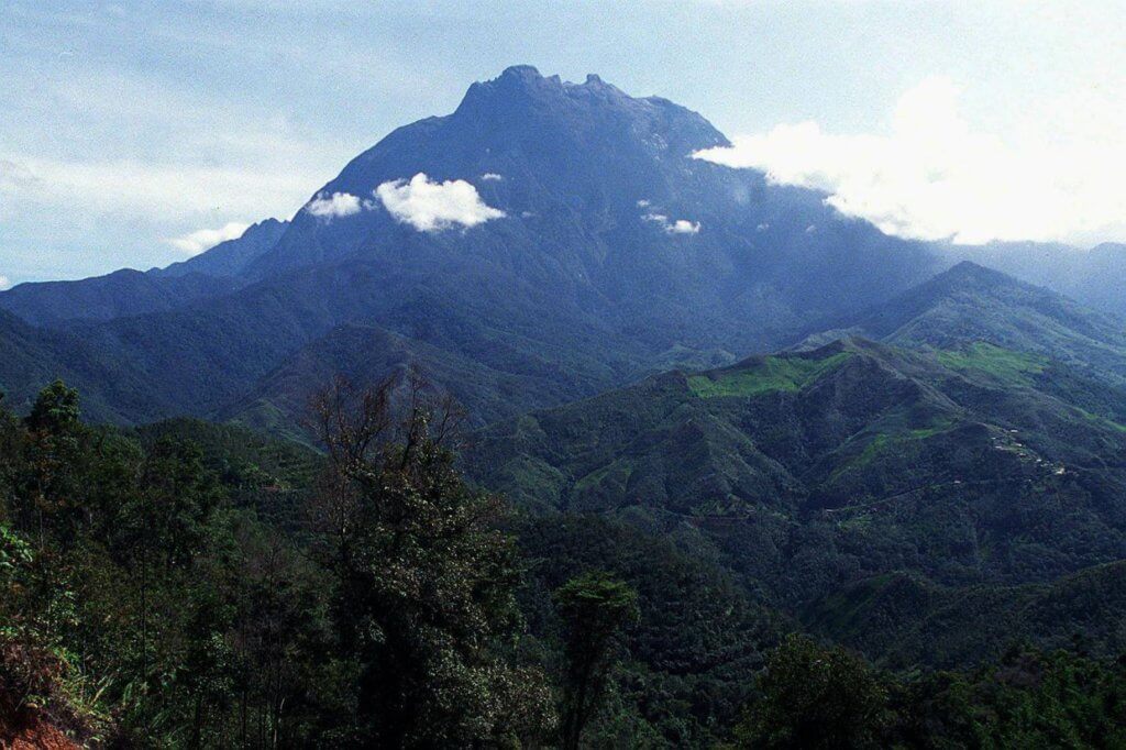 Pendaki Positif COVID-19, Kompleks Taman Kinabalu Ditutup Hingga 8 Oktober 2020