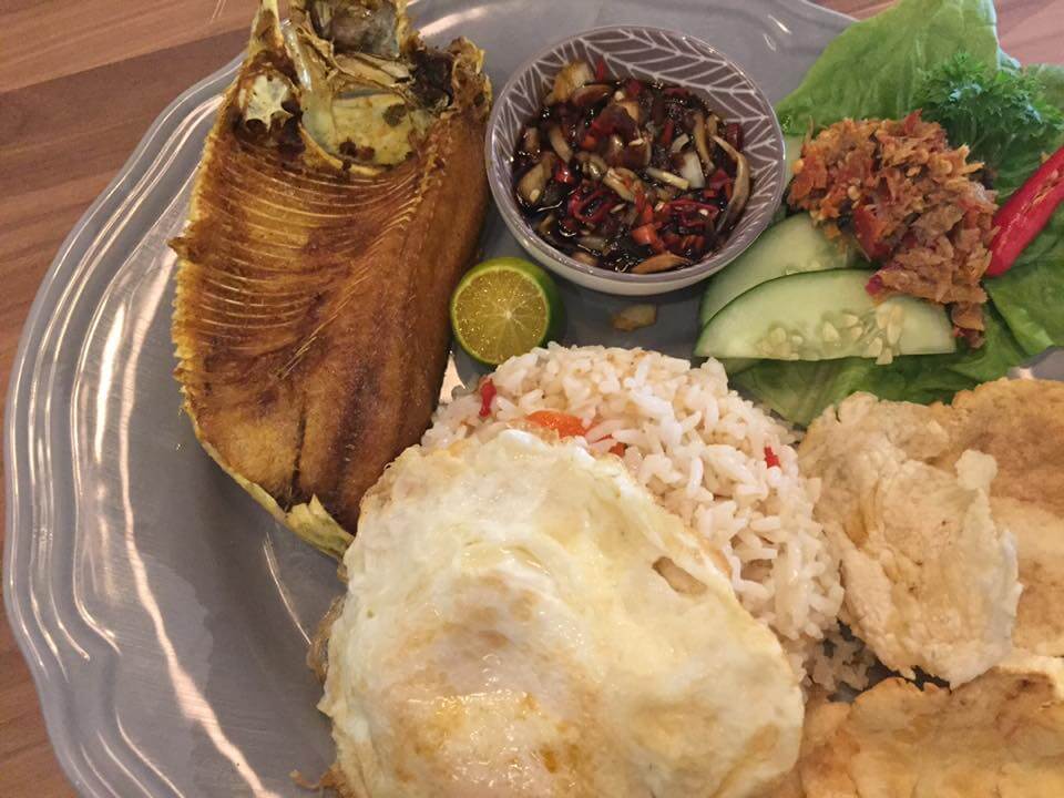 Wajib Cuba! Ketahui 3 Menu Nasi Goreng Unik Kegemaran Orang Sarawak