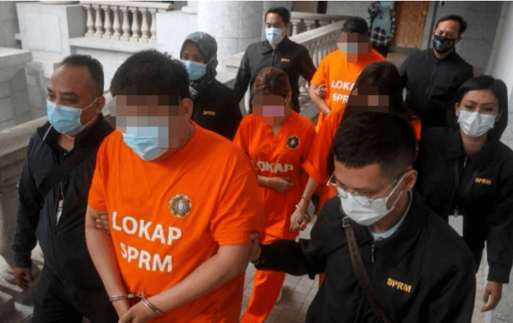 image 1 Selalu Pamerkan Kemewahan Di Media Sosial, Datuk Seri Dan Isteri Disyaki Terlibat Dalam Scam Disiasat SPRM