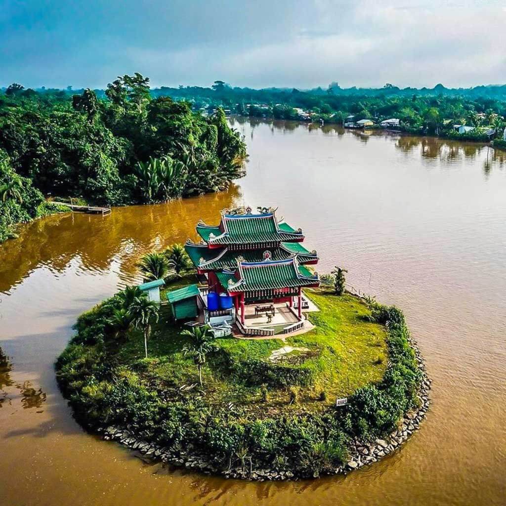 Ini Adalah 3 Lagi Kisah Batu Misteri Yang Terdapat Di Sarawak