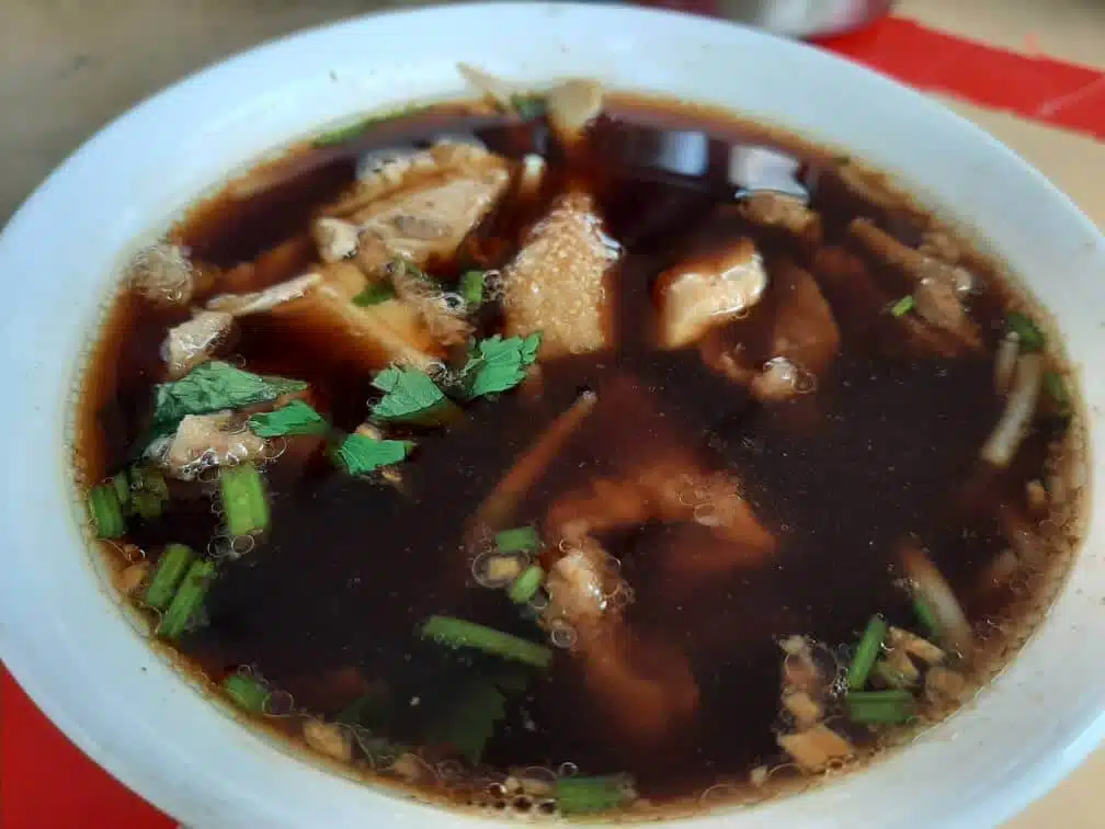 Ketahui 3 Port Terkenal Untuk Menikmati Beef Noodle Terbaik Di Miri