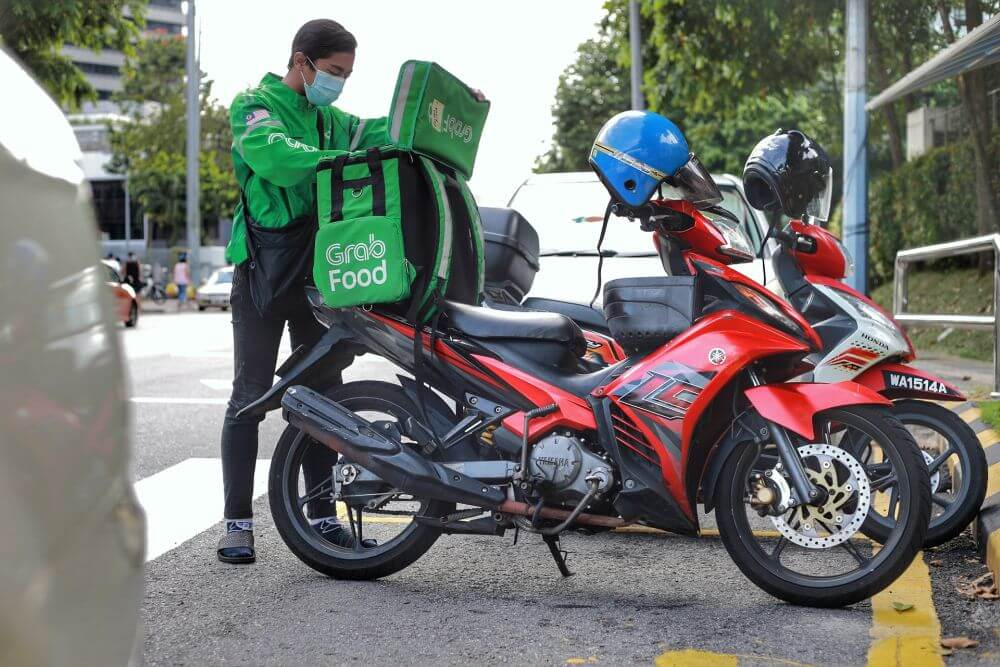 Berikut Adalah Apa Yang Anda Perlu Bawa Jika Didapati Positif COVID-19