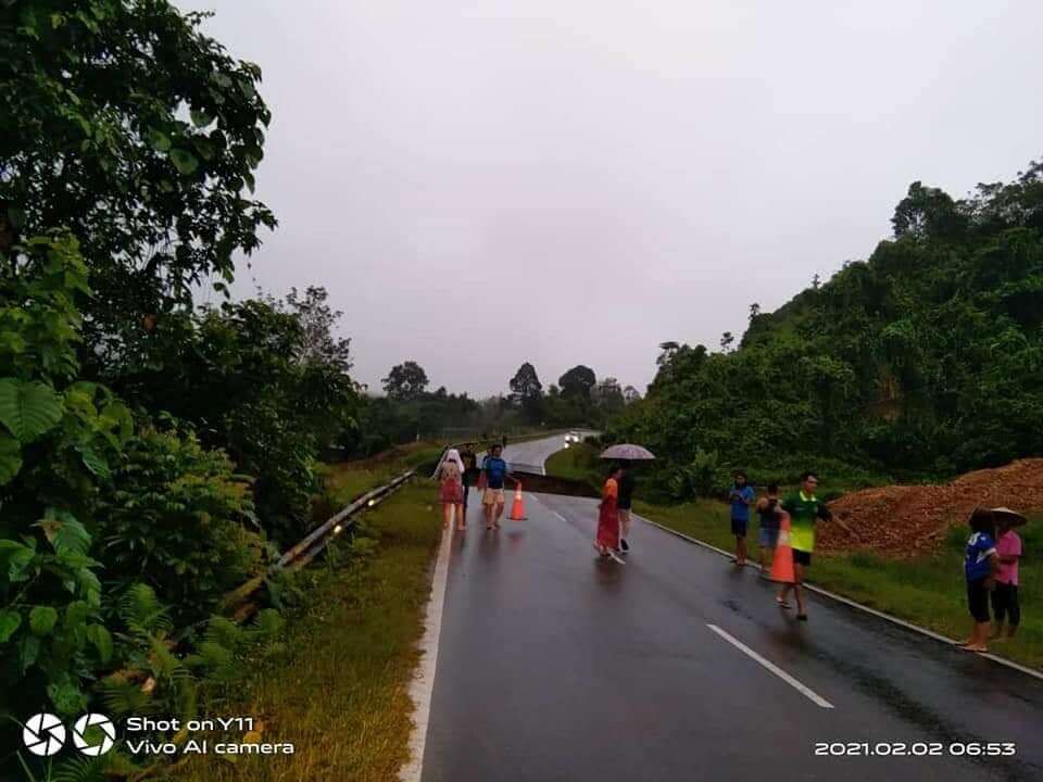 Jalan Melekun-Mujong Di Kapit Kini Ditutup Susulan Jalan Runtuh