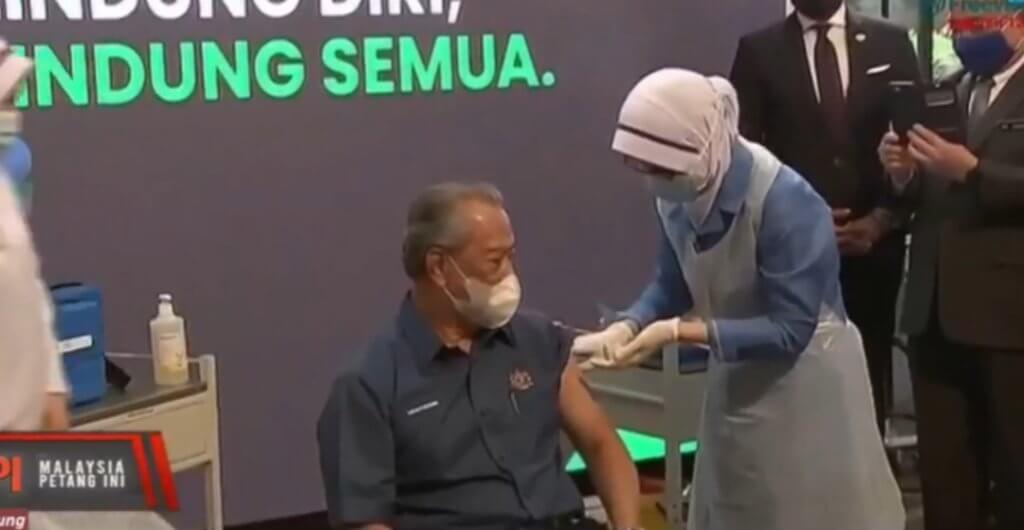 Sejarah Tercipta, PM Jadi Individu Pertama Terima Vaksin Pfizer-BioNTech