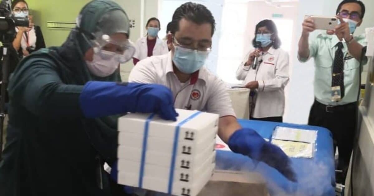 BeFunky collage 46 Dari Belgium Ke Belaga, Vaksin Pfizer-BioNtech Lulus Ujian Untuk Edaran Ke Pedalaman Sarawak