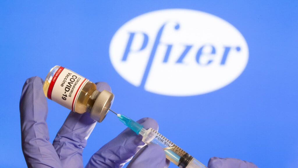 Sejarah Tercipta, PM Jadi Individu Pertama Terima Vaksin Pfizer-BioNTech