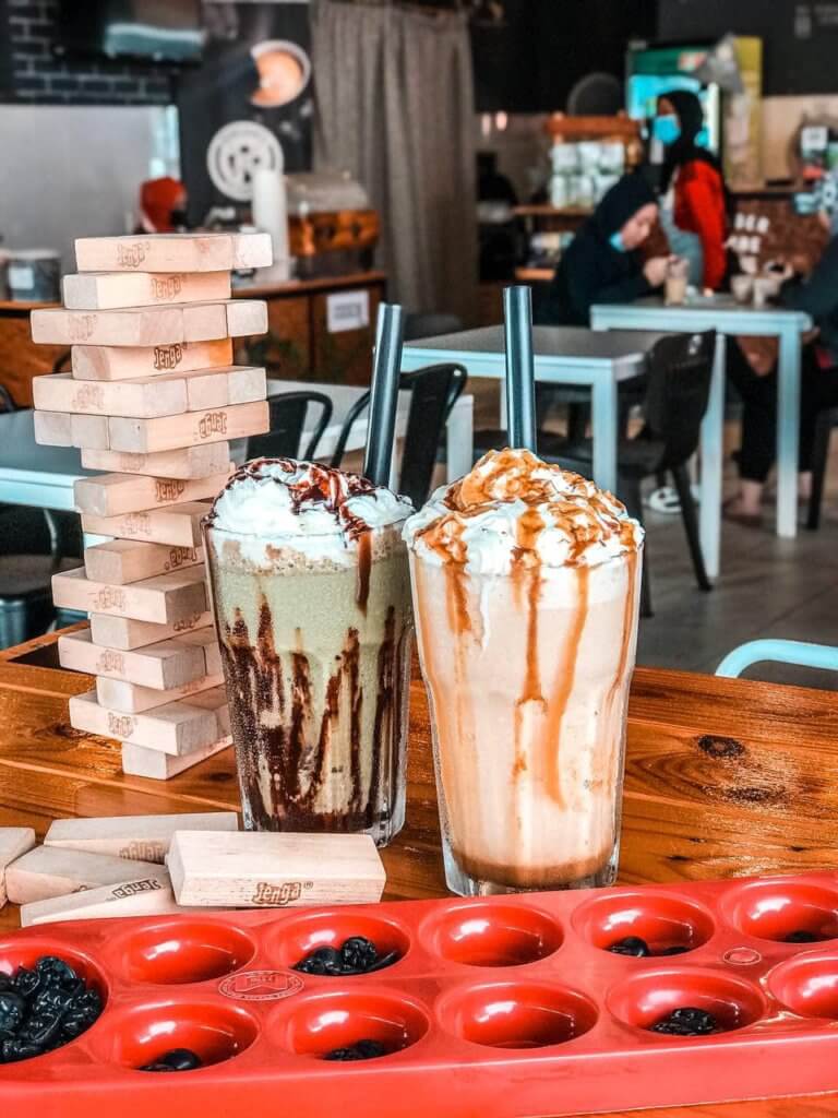 Ini 6 Cafe Western Yang Menarik Anda Perlu Kunjung Di Samarahan